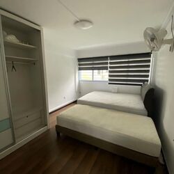 Blk 426 Bukit Batok West Avenue 2 (Bukit Batok), HDB 4 Rooms #563663491